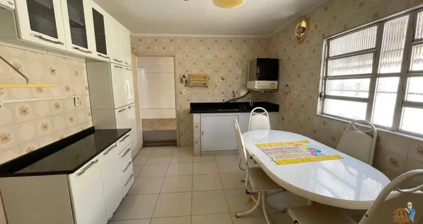 Casa à venda, 2 quartos, 2 vagas, Santa Maria - Santos/SP