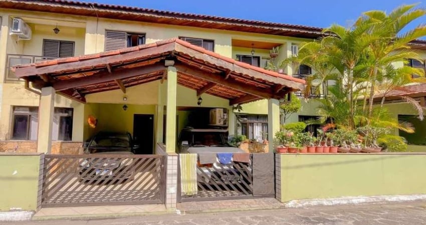 Casa à venda, 3 quartos, 1 vaga, Vila São Jorge - São Vicente/SP