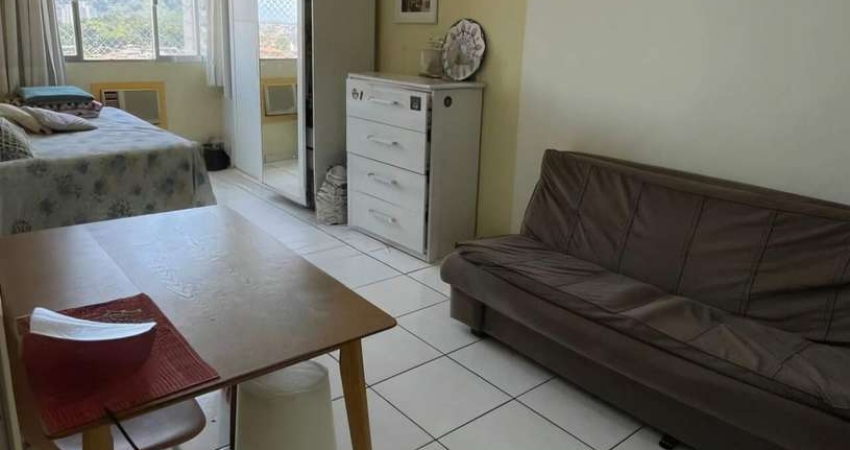 Apartamento à venda, 1 quarto, Centro - São Vicente/SP