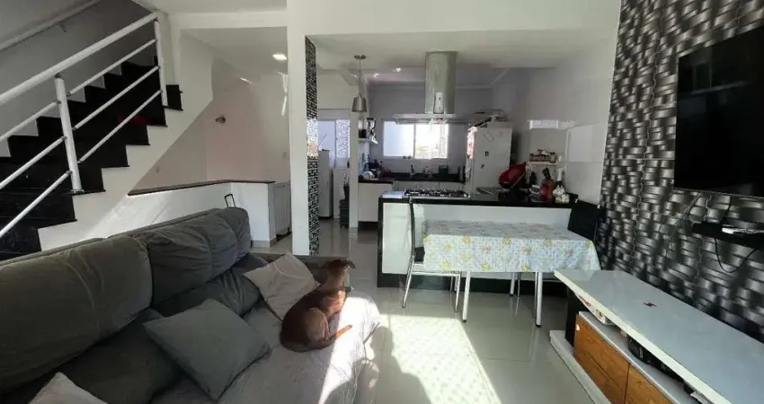 Casa à venda, 3 quartos, 1 suíte, 2 vagas, Vila Cascatinha - São Vicente/SP