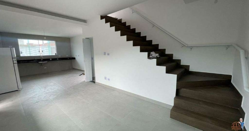 Sobrado à venda, 2 quartos, 2 suítes, 3 vagas, Santa Maria - Santos/SP