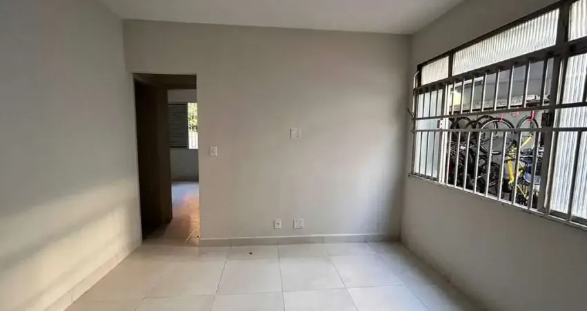 Apartamento à venda, 2 quartos, 1 suíte, 1 vaga, Centro - São Vicente/SP