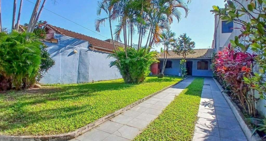 Casa à venda, 2 quartos, 1 suíte, 4 vagas, São Jorge - Santos/SP
