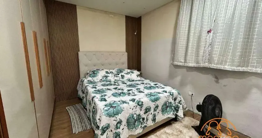 Casa à venda, 2 quartos, 1 vaga, Rádio Clube - Santos/SP