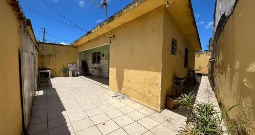 Casa com 2 quartos à venda na Rua Tenente Durval do Amaral, Rádio Clube, Santos