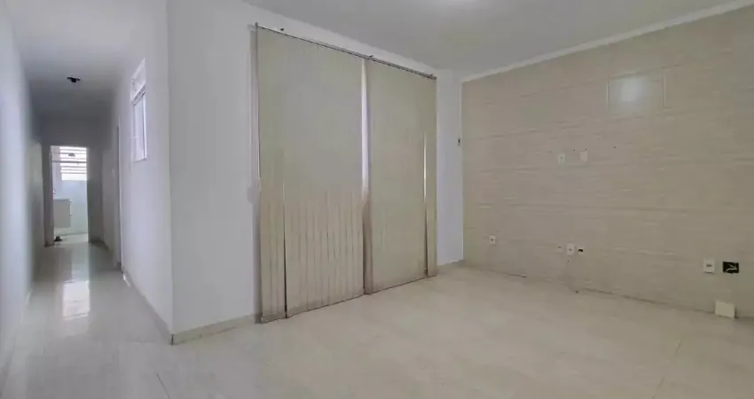 Excelente apartamento à venda na vila belmiro, em santos – 2 dormitórios, cozinha com armários e ótima localização