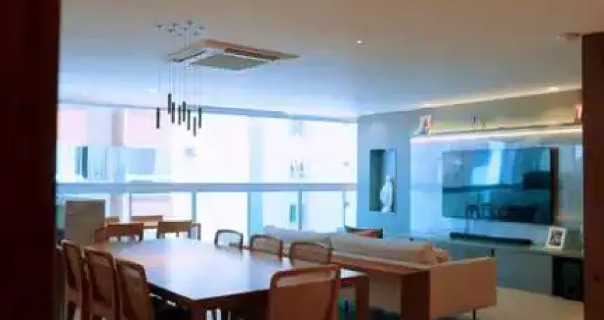 O melhor 2 suítes à venda a beira mar da praia de itapuã - vila velha - com 128m² e vista para o mar.