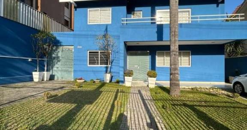 Casa Comercial para Locação em Curitiba, Centro, 6 banheiros, 4 vagas