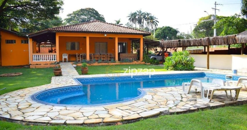 Chácara com 3 quartos, 2253 m² - venda por R$ 2.200.000 ou aluguel por R$ 11.185/mês - Residencial Pinheirinho - Vinhedo/SP