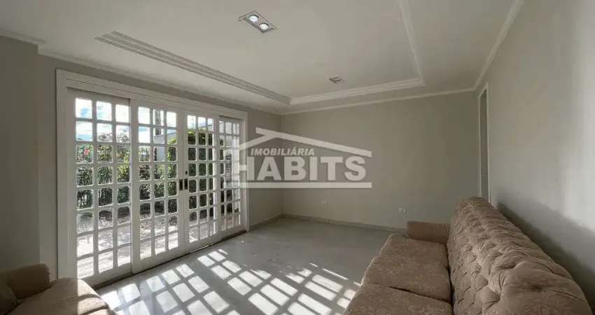 Casa com 3 quartos à venda na General Agostinho Pereira Alves Filho, 430, Mercês, Curitiba