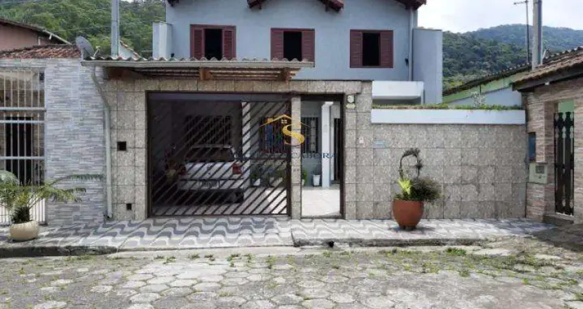 Sobrado para Venda em Mongaguá, Cidade Beira Mar, 4 dormitórios, 1 suíte, 2 banheiros, 3 vagas