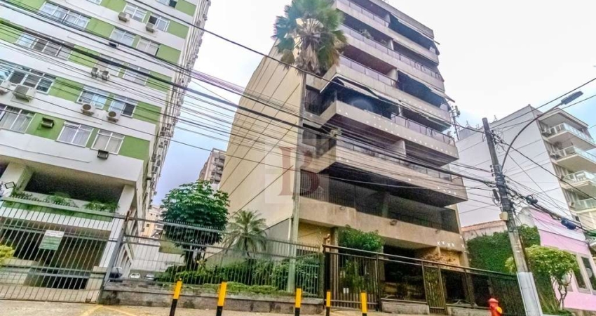 Venda de Luxo em Botafogo, Rio de Janeiro-RJ: 3 Quartos, 1 Suíte, 137m², 2 Vagas de Garagem!