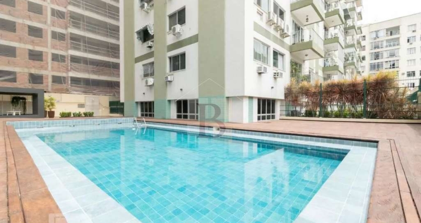 Apartamento à venda em Icaraí, Niterói-RJ: 2 quartos, 1 suíte, 1 sala, 3 banheiros, 1 vaga de garagem, 80m² de área.