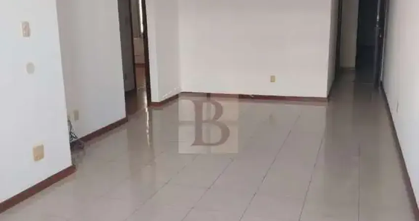 Viva o luxo em Icaraí: Apartamento à venda com 3 quartos, 100m² e garagem em Niterói-RJ