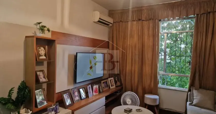 Apartamento à venda em Icaraí-RJ: 2 quartos, 2 salas, 1 banheiro e 70m² de área. Imperdível oportunidade!