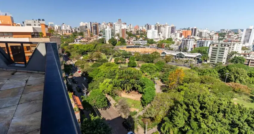 Cobertura de Luxo na Bela Vista, Porto Alegre - 3 Quartos, 2 Suítes, 2 Salas, 3 Vagas - 360,85m² - Vista para Praça da Encol