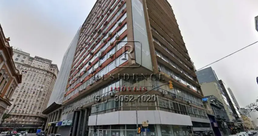 Aluguel de Sala Comercial de Alto Padrão no Centro Histórico de Porto Alegre-RS: 2 salas, 4 banheiros, 145m².