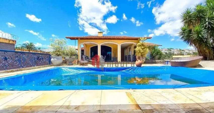 Casa em condomínio fechado com 5 quartos à venda na Rua Ivan Soares Oliveira, Parque Imperial, Juiz de Fora