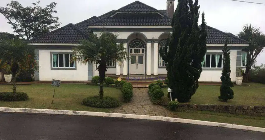 Casa com 4 dormitórios à venda, 600 m² por R$ 2.800.000 - Suíça da Cantareira - Mairiporã/SP