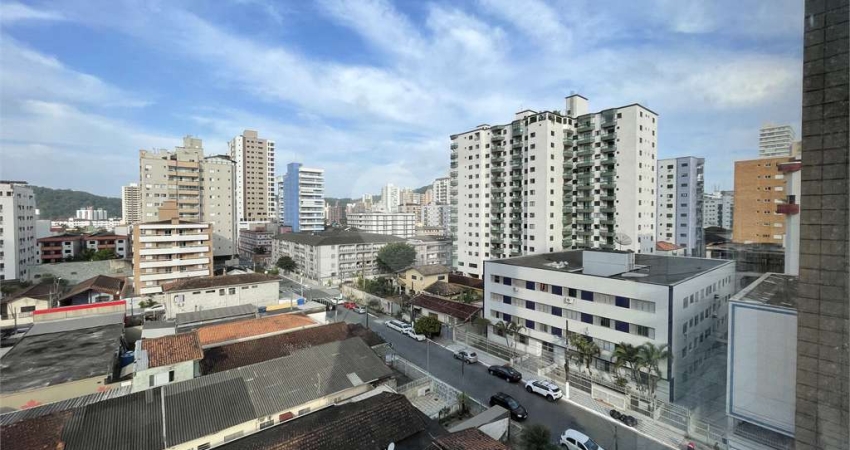 Apartamento com 3 quartos à venda em Canto Do Forte - SP