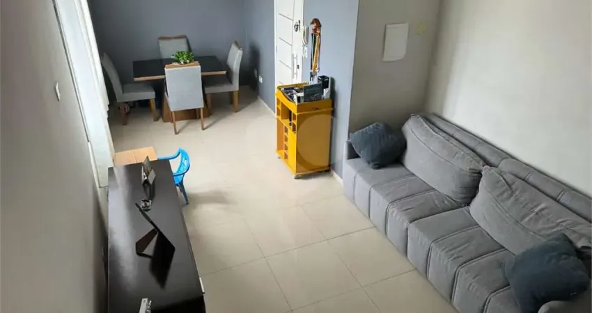 Apartamento com 3 quartos à venda em Vila Voturua - SP