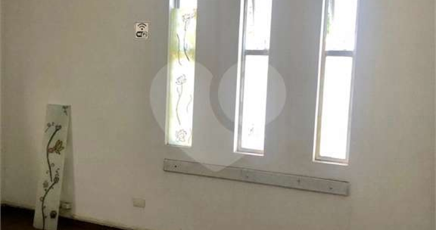 Sala comercial para alugar na Avenida Siqueira Campos, Boqueirão, Santos