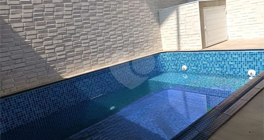 Casa com 3 quartos à venda na Rua Afonso Bovero, Cidade Ocian, Praia Grande