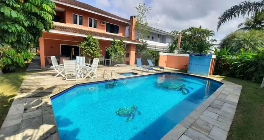 Casa com 4 quartos à venda em Jardim Acapulco - SP