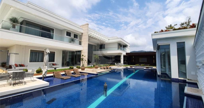 Casa com 9 quartos à venda na Avenida Albino dos Santos Gandares, Jardim Acapulco, Guarujá