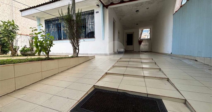 Casa com 3 quartos à venda na Governador Fernando Costa, Ponta da Praia, Santos