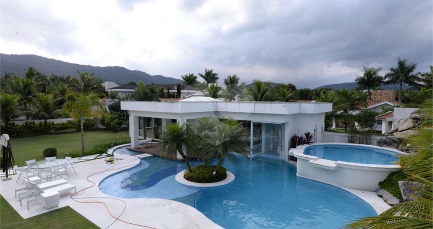 Sobrado com 8 quartos à venda em Jardim Acapulco - SP
