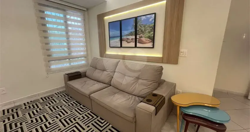 Casa com 3 quartos à venda na Rua São José, Embaré, Santos