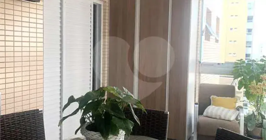 Apartamento com 3 quartos à venda em Canto Do Forte - SP