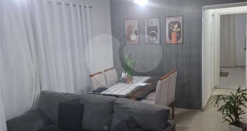 Apartamento com 3 quartos à venda em Embaré - SP
