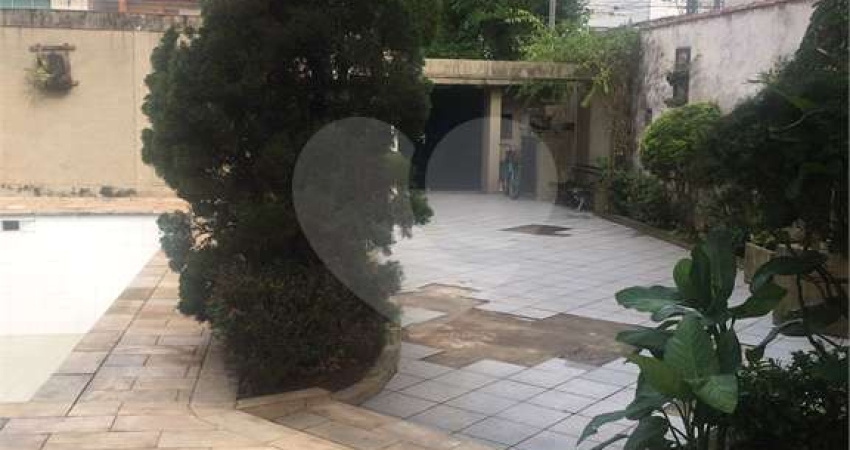 Casa com 4 quartos à venda na Delphin Moreira, Embaré, Santos