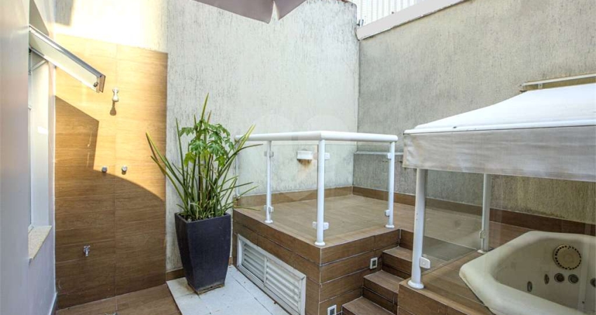 Casa com 4 quartos para alugar na Avenida Doutor Epitácio Pessoa, Boqueirão, Santos