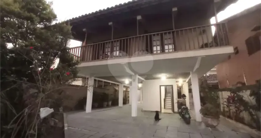 Sobrado com 4 quartos à venda em Jardim Virgínia - SP