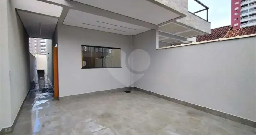 Casa com 3 quartos à venda na Rua Haiti, Guilhermina, Praia Grande