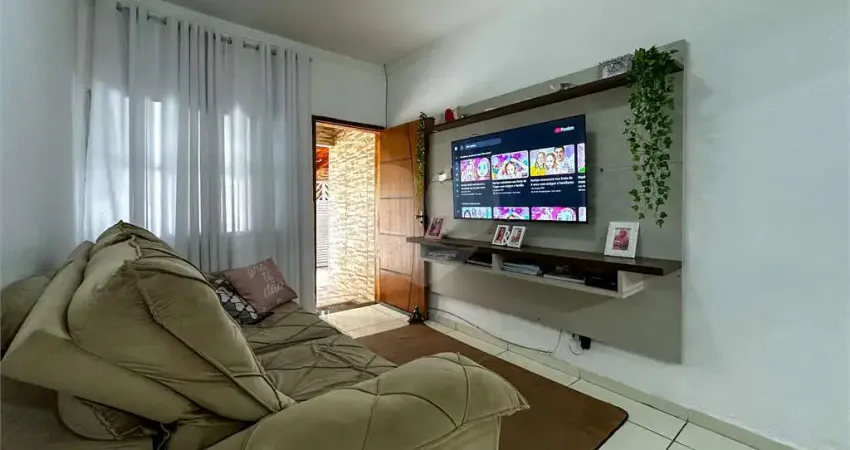 Casa com 2 quartos à venda na Nicolau Paal, Jardim Quietude, Praia Grande