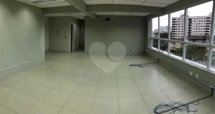 Sala comercial para alugar na Avenida Affonso Penna, Macuco, Santos