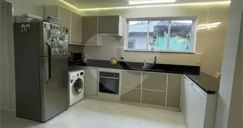 Casa com 3 quartos à venda na Rua Ministro Xavier de Toledo, 159, Campo Grande, Santos