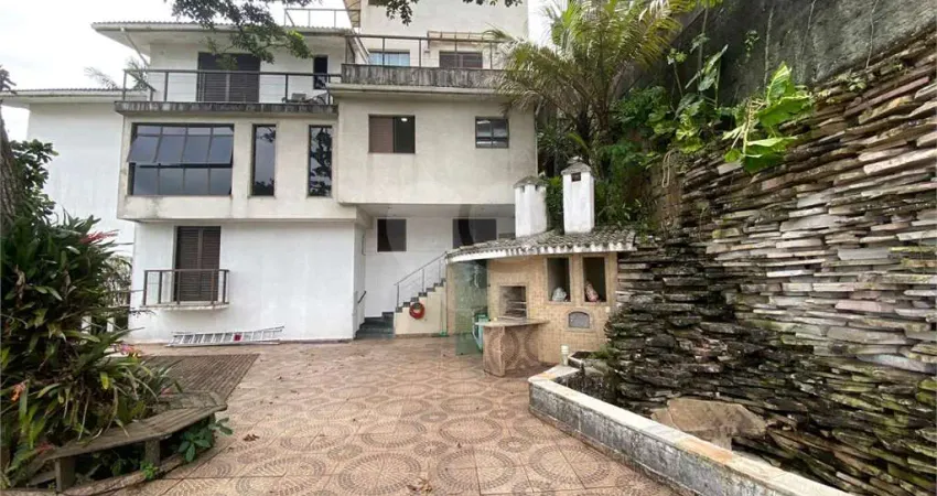Casa com 6 quartos para alugar na Hércules Florence, S/n, Marapé, Santos