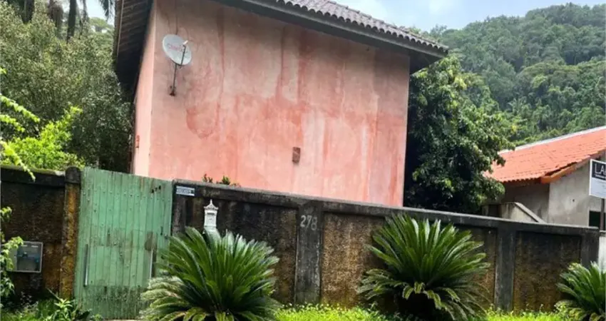 Terreno em condomínio fechado à venda no Balneário Praia do Pernambuco, Guarujá