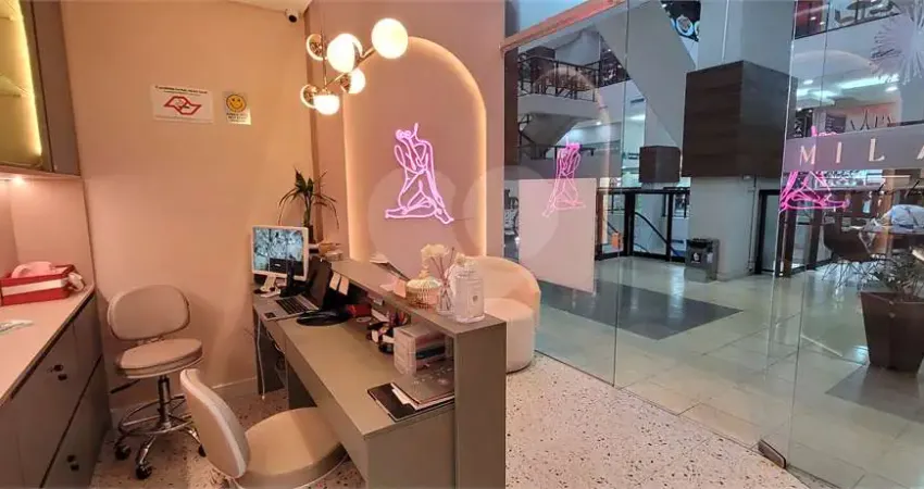 Sala comercial à venda no Gonzaga, Santos