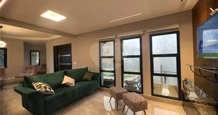 Terreno em condomínio fechado à venda no Alto da Boa Vista, Campos do Jordão 