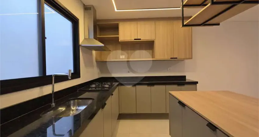 Casa com 2 quartos para alugar no Ponta da Praia, Santos 