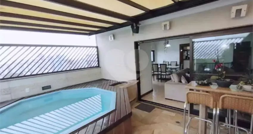 Cobertura com 3 quartos à venda no Embaré, Santos 