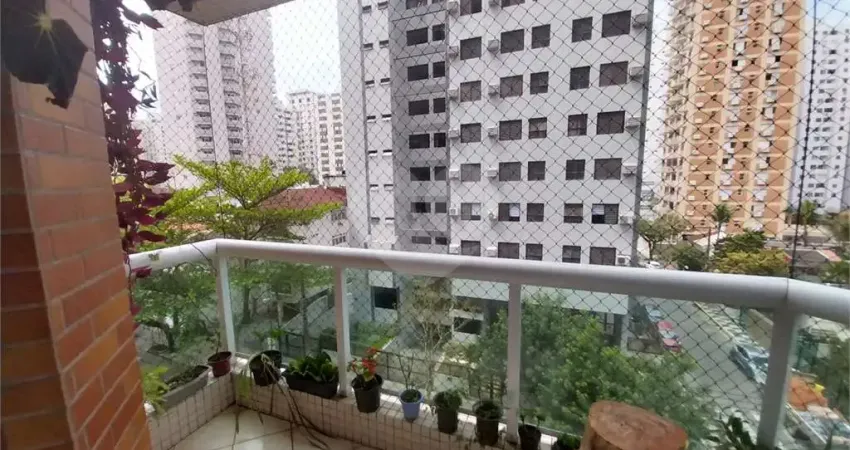 Apartamento com 3 quartos à venda na Rua São Carlos, 222, Pitangueiras, Guarujá