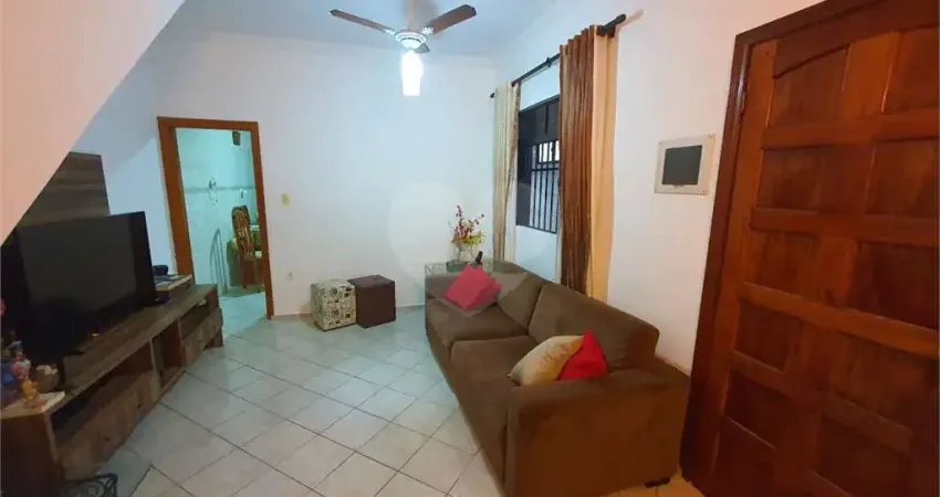 Casa com 3 quartos à venda na Rua Morvan Dias de Figueiredo, 96, Vila São Jorge, São Vicente