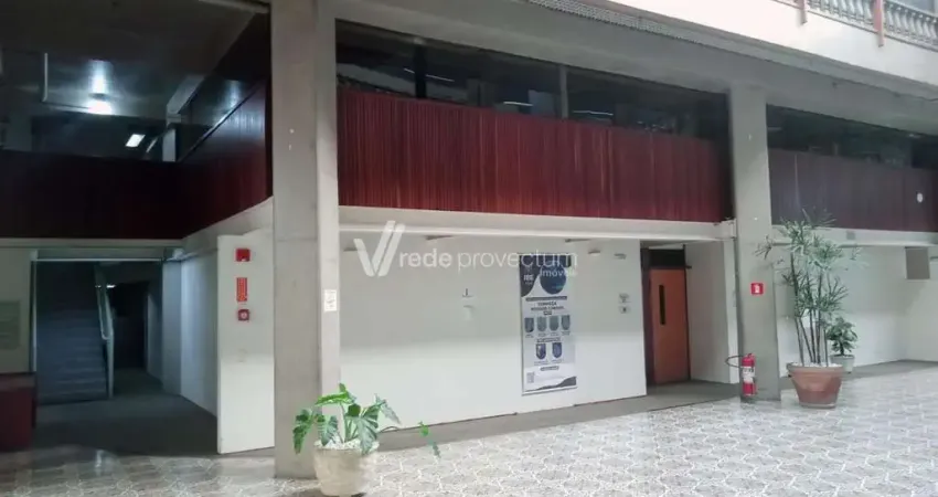 Sala comercial para alugar na Rua José Paulino, 1399, Centro, Campinas